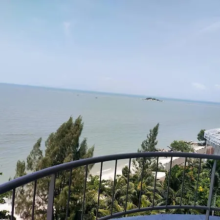 Beachfront Full Sea Penang Tanjung Bungah  Exterior photo